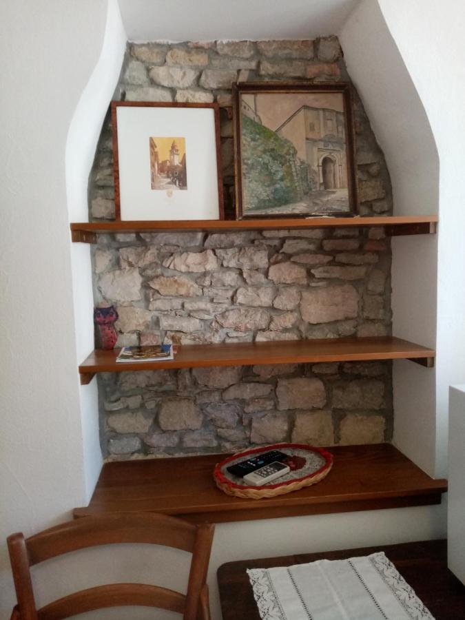 Rooms Serafin-Lavanda Motovun Exteriör bild