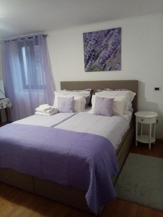 Rooms Serafin-Lavanda Motovun Exteriör bild