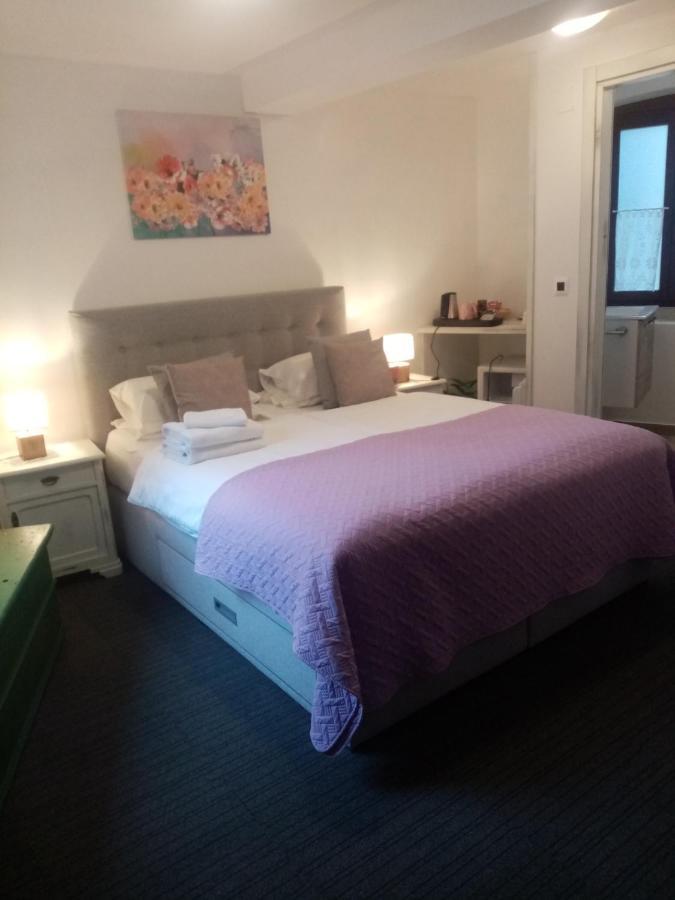 Rooms Serafin-Lavanda Motovun Exteriör bild