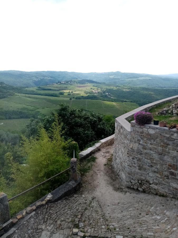 Rooms Serafin-Lavanda Motovun Exteriör bild