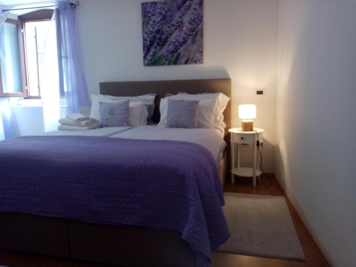 Rooms Serafin-Lavanda Motovun Exteriör bild