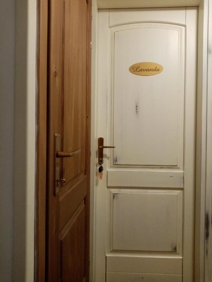 Rooms Serafin-Lavanda Motovun Exteriör bild
